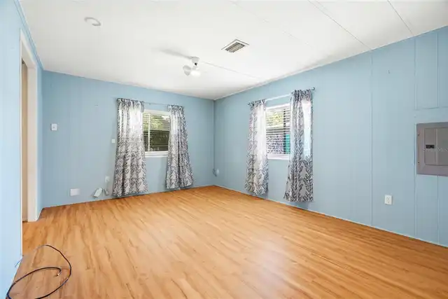 Listing Photo 26