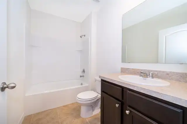 Listing Photo 7