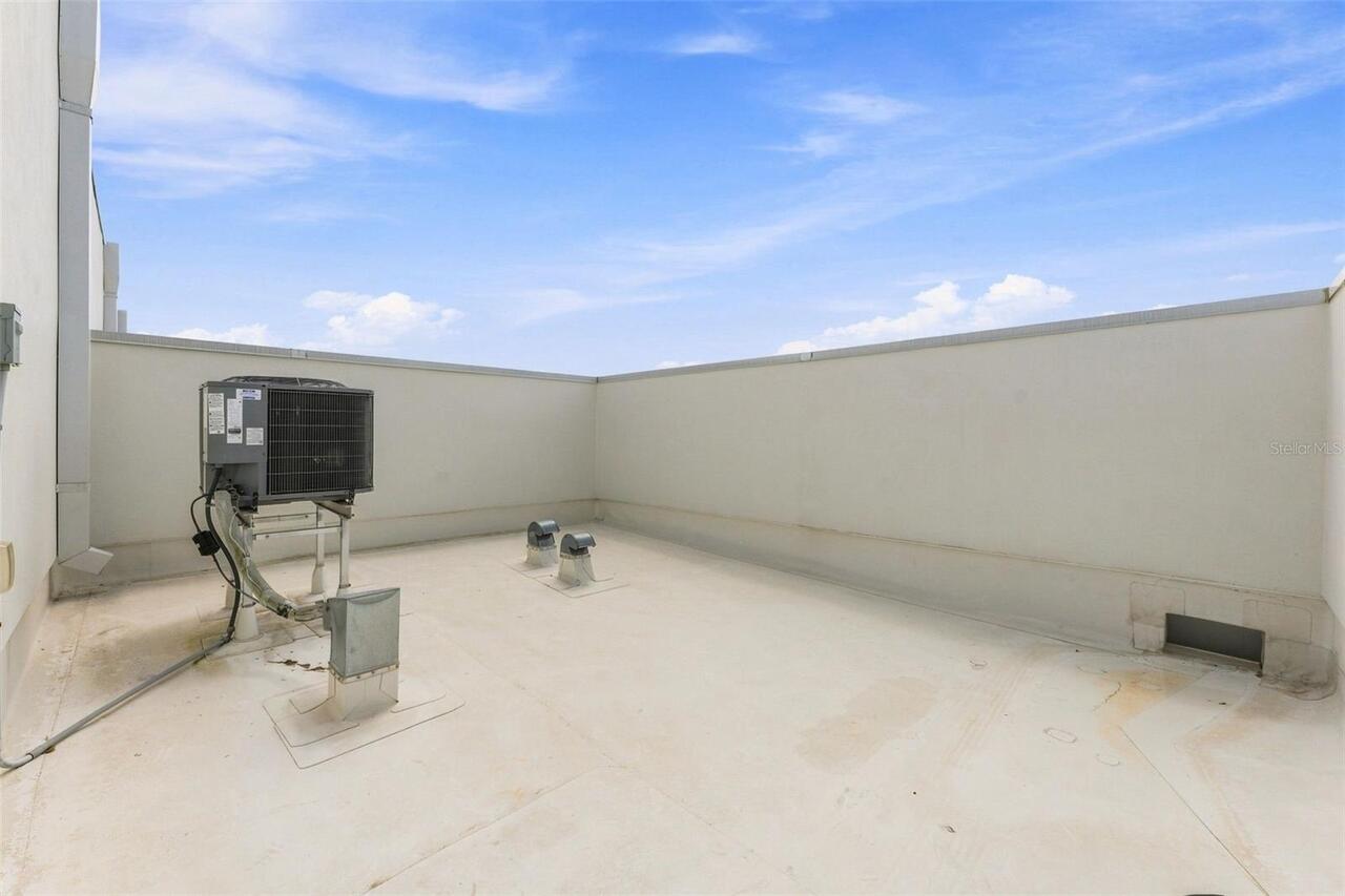 Listing Photo 33