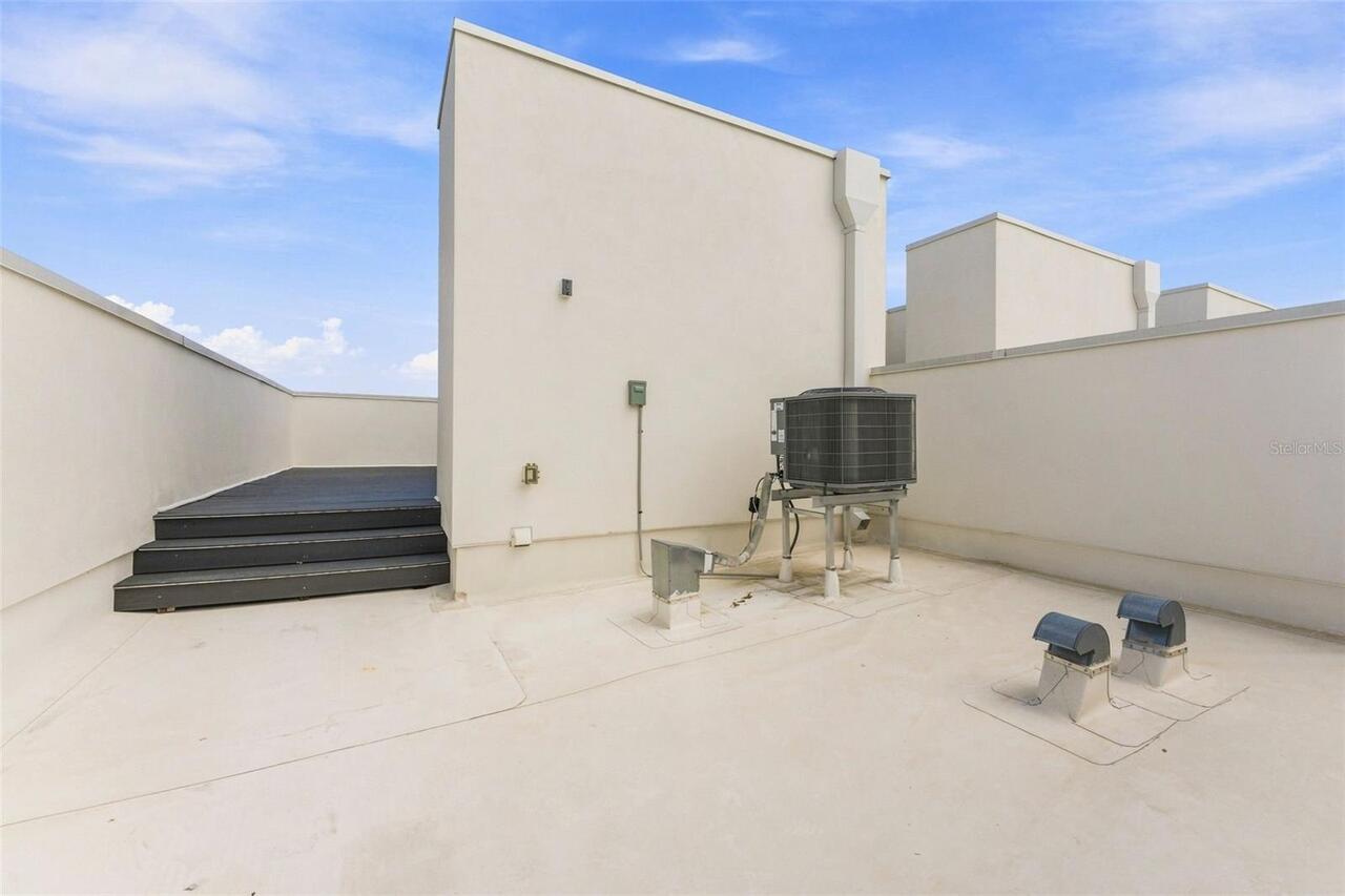 Listing Photo 34