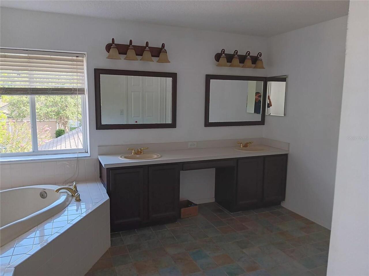 Listing Photo 25