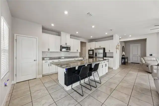 Listing Photo 13