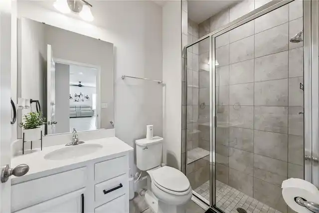 Listing Photo 16