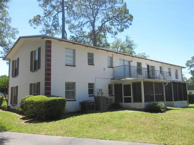 Listing Photo 14