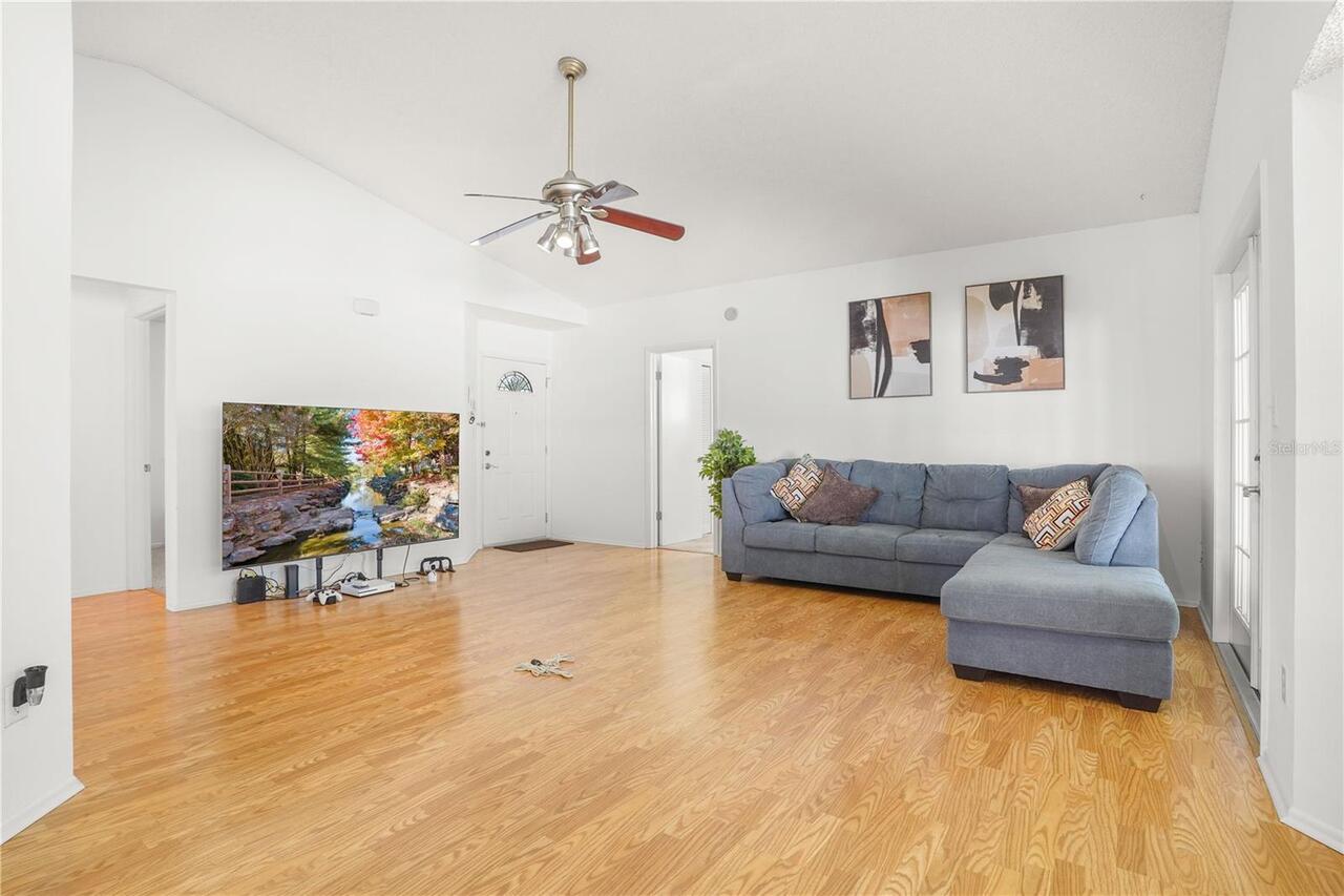 Listing Photo 7