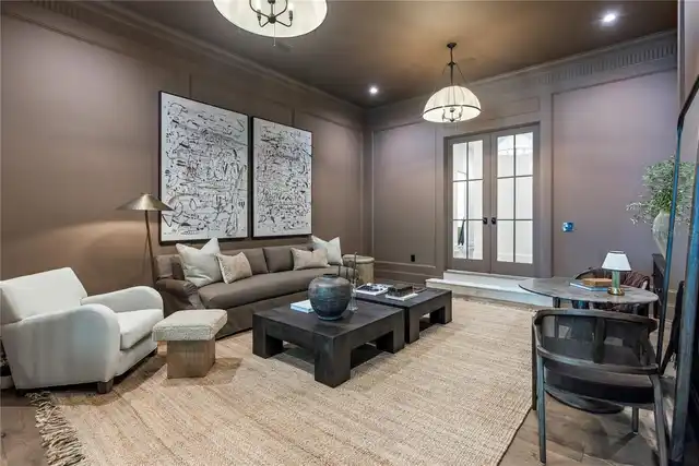 Listing Photo 33