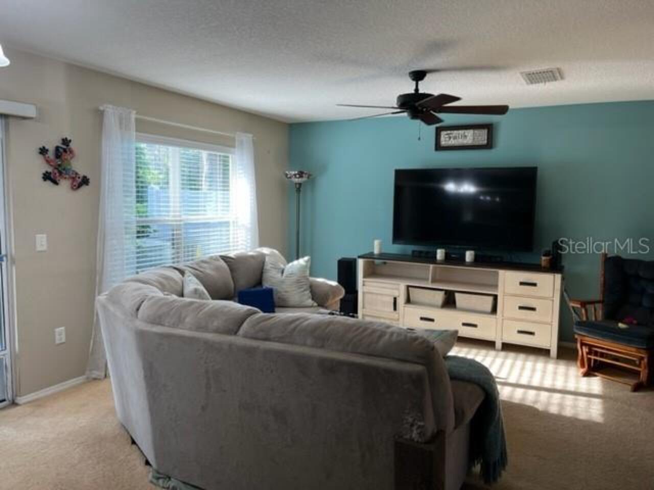 Listing Photo 11