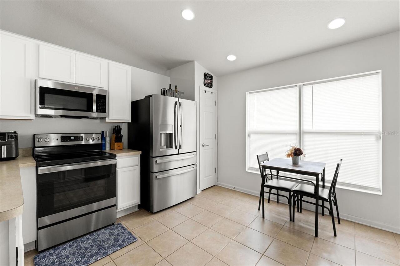 Listing Photo 10