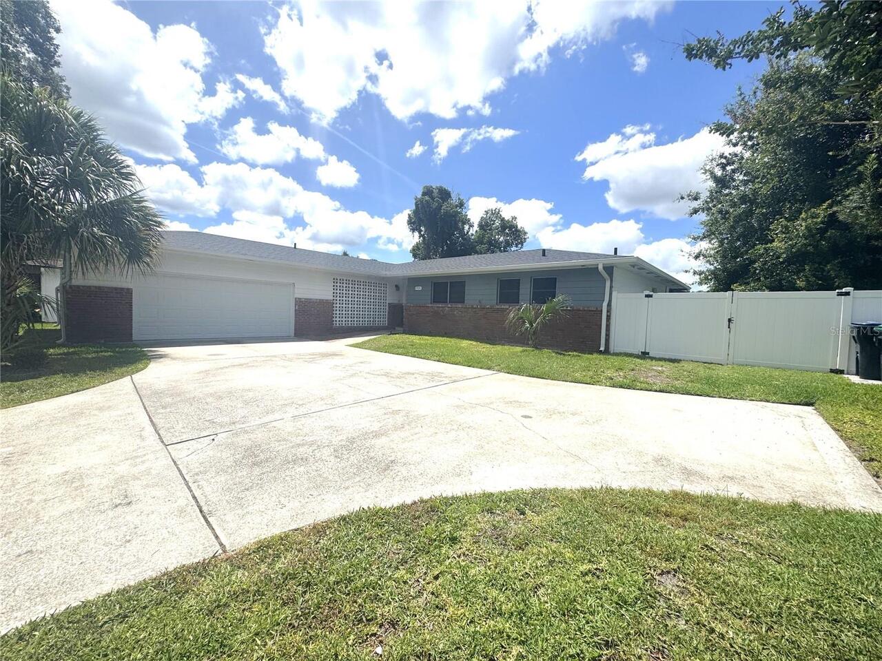 3BR, Residential Lease, 2BA, $3,400
Read More