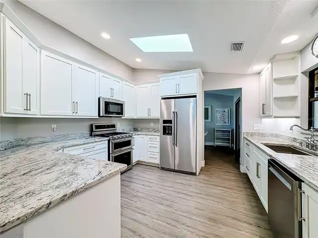 Listing Photo 17