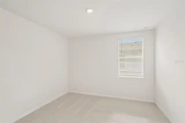 Listing Photo 34