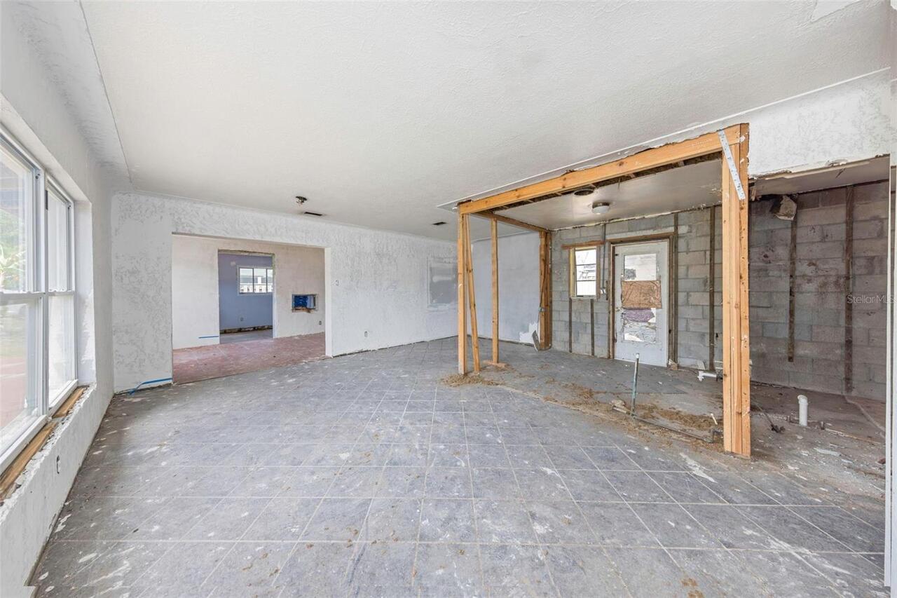 Listing Photo 8