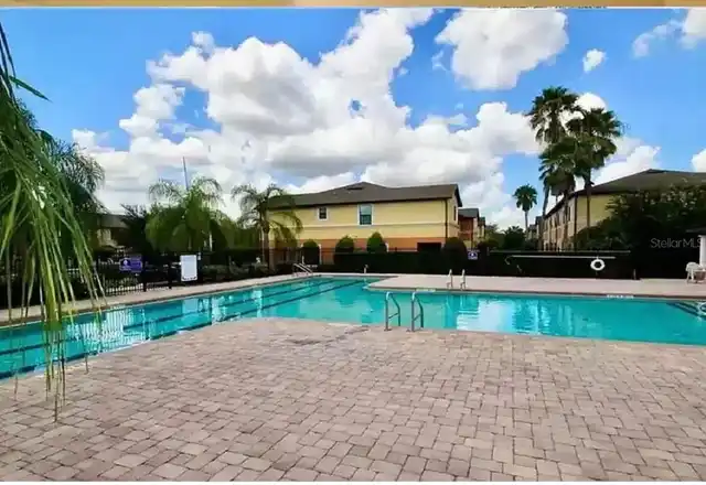Listing Photo 11