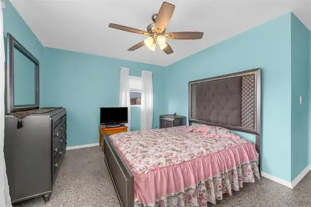 Listing Photo 15