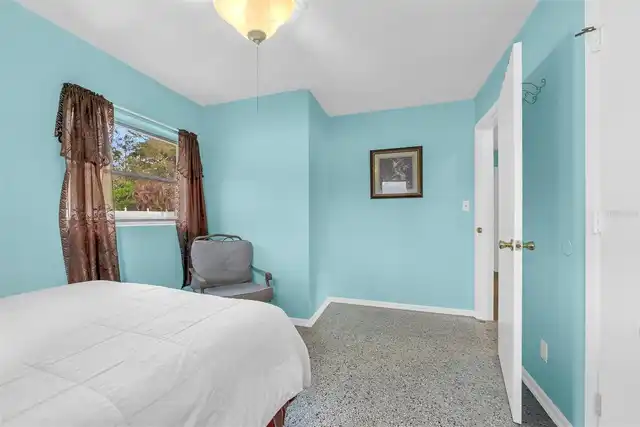 Listing Photo 22