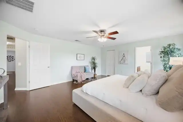 Listing Photo 22