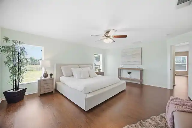 Listing Photo 23