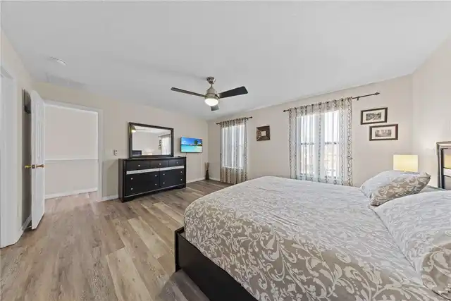 Listing Photo 34