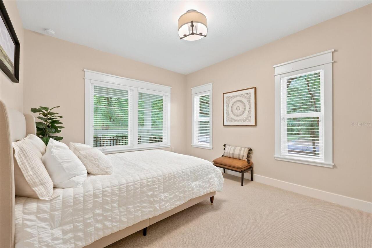 Listing Photo 28