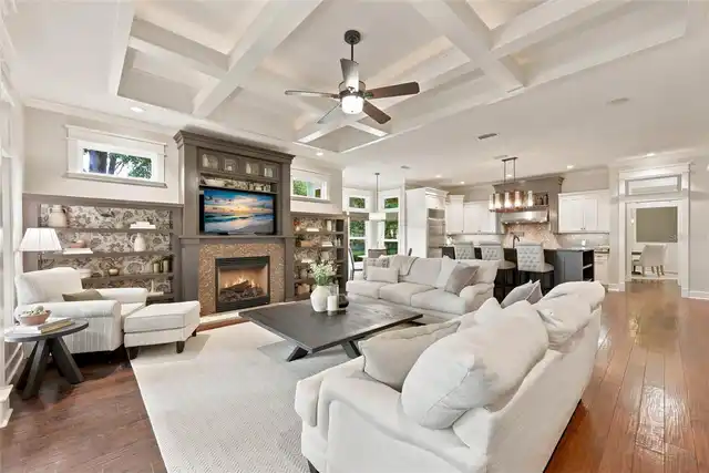 Listing Photo 15