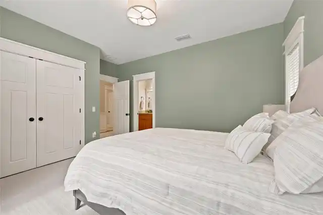 Listing Photo 32