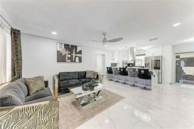Listing Photo 6