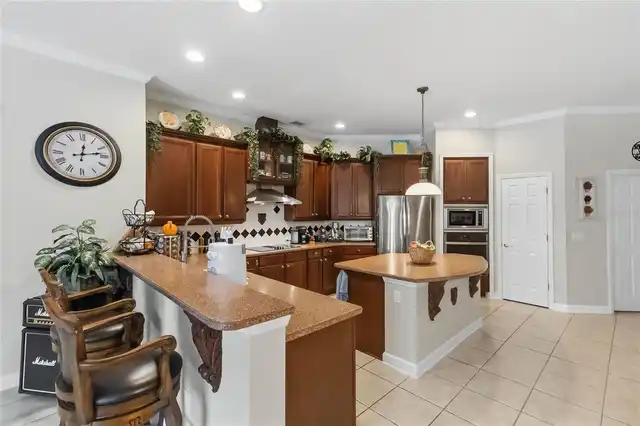 Listing Photo 14