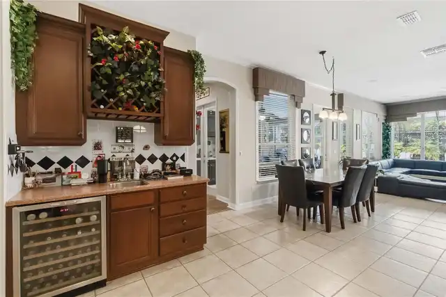 Listing Photo 17
