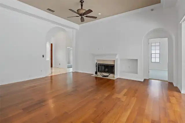 Listing Photo 22