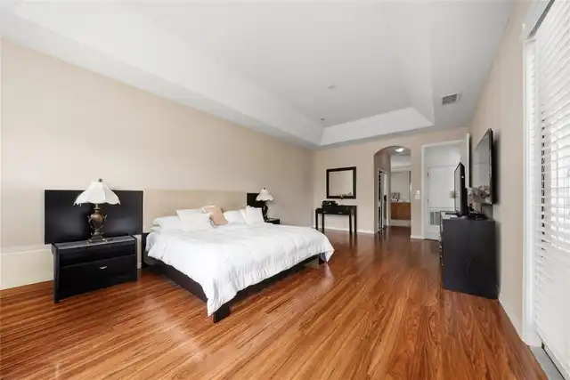 Listing Photo 21
