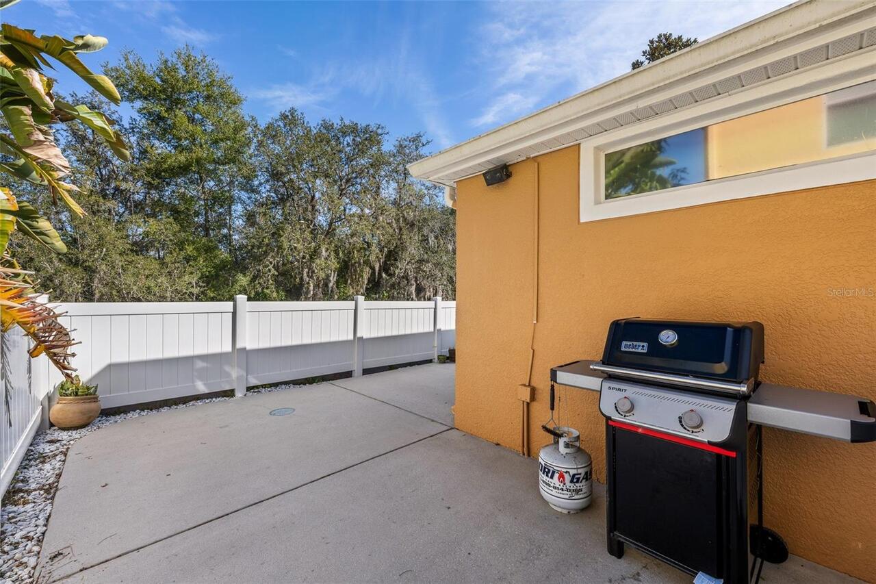 Listing Photo 6