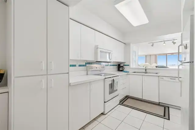 Listing Photo 14