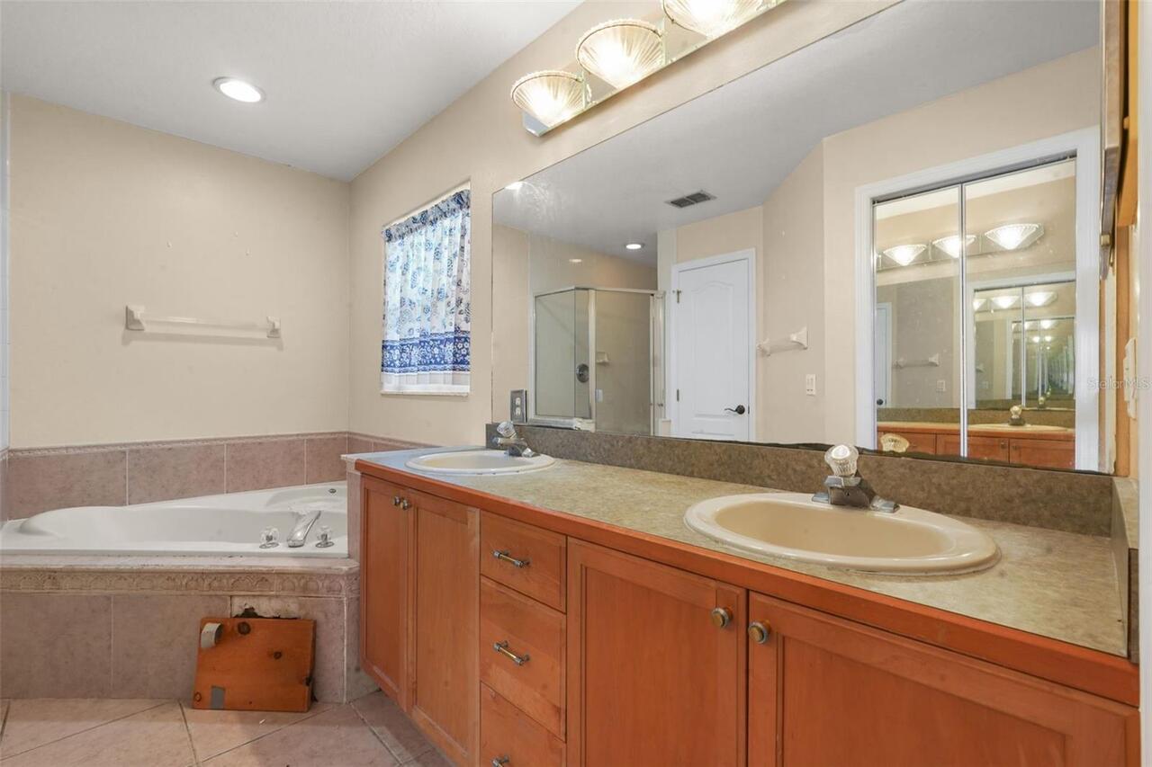 Listing Photo 25