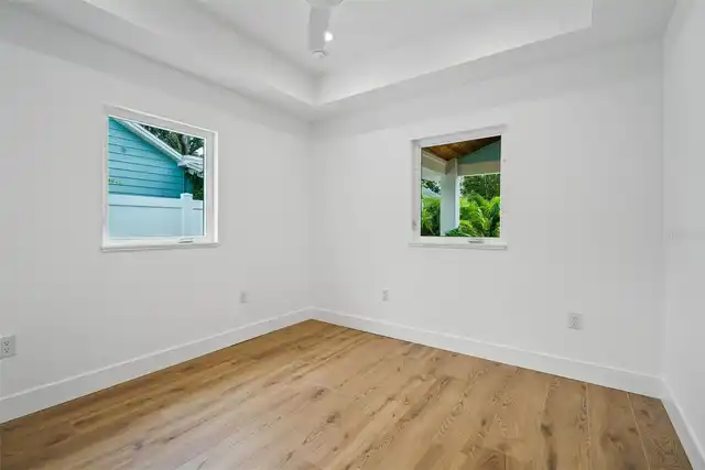 Listing Photo 16
