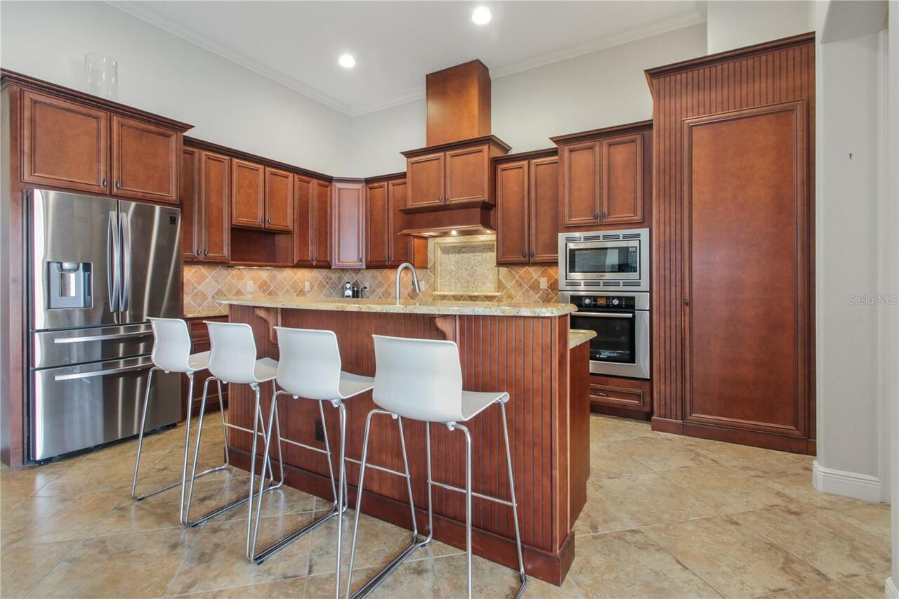 Listing Photo 11