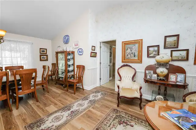 Listing Photo 13