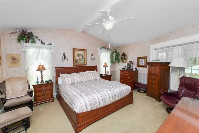 Listing Photo 28