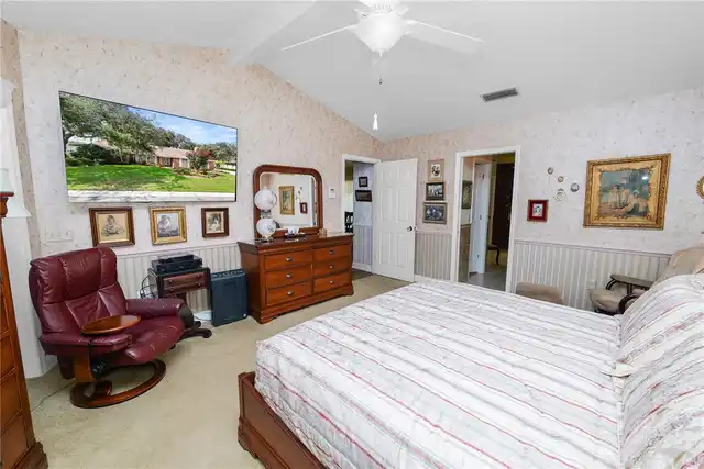 Listing Photo 30