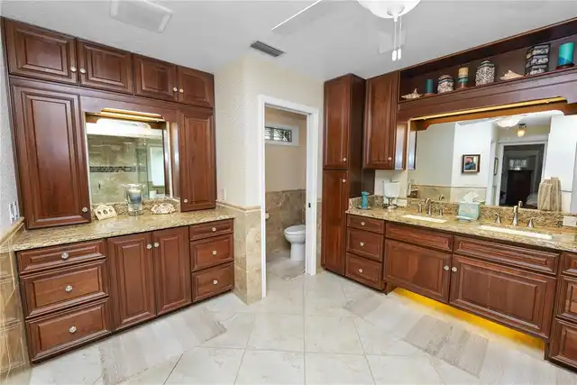 Listing Photo 32