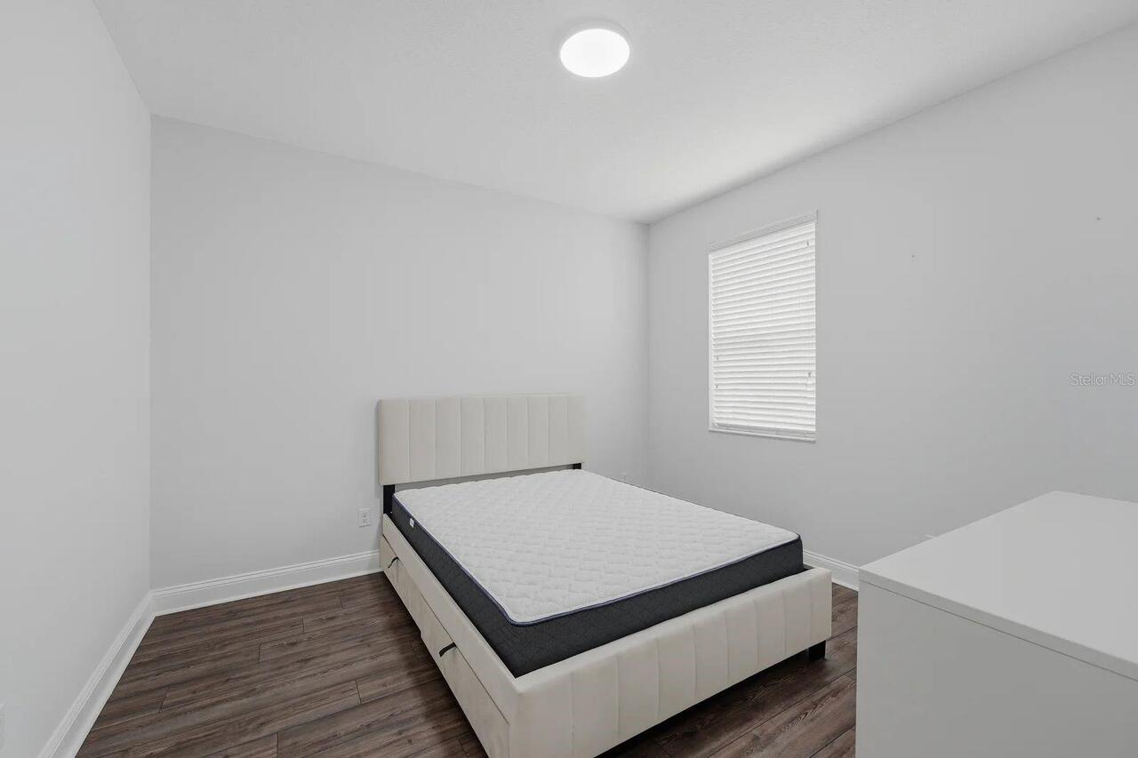 Listing Photo 20
