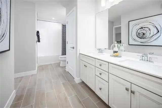 Listing Photo 11