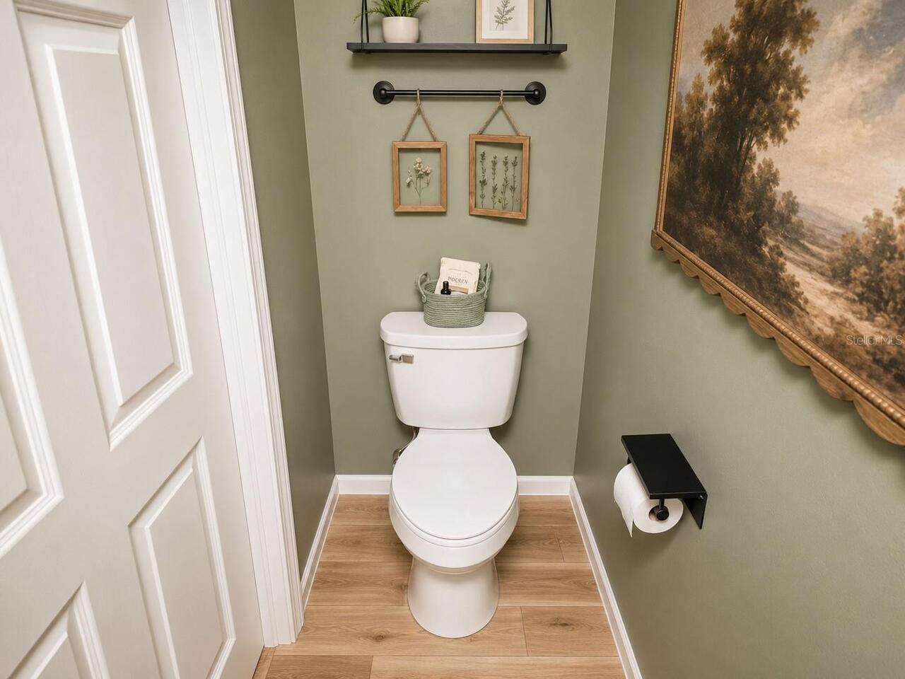 Listing Photo 11