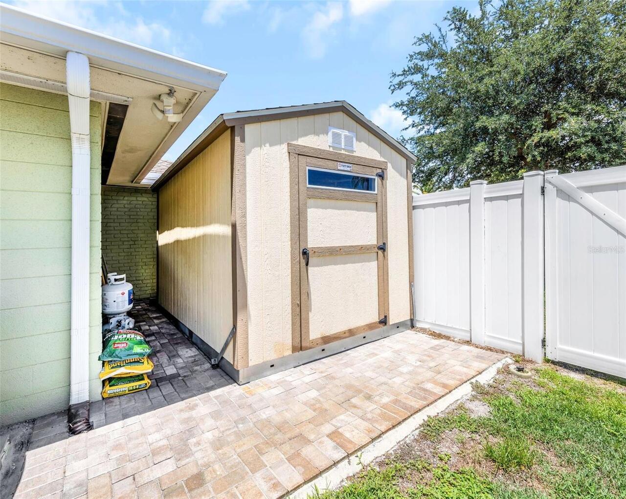 Listing Photo 6