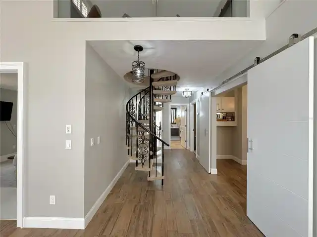 Listing Photo 15