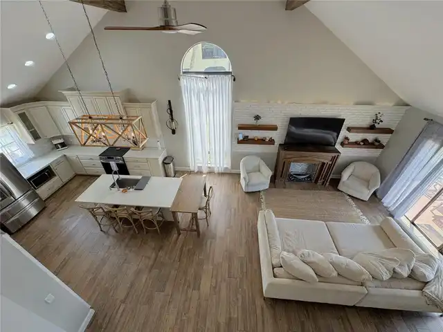 Listing Photo 20