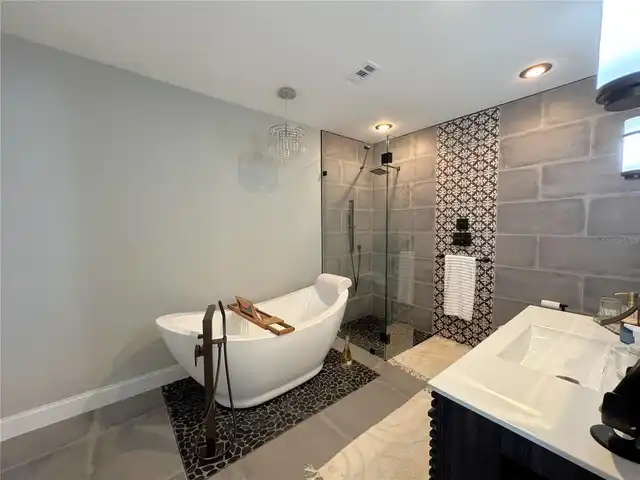 Listing Photo 26