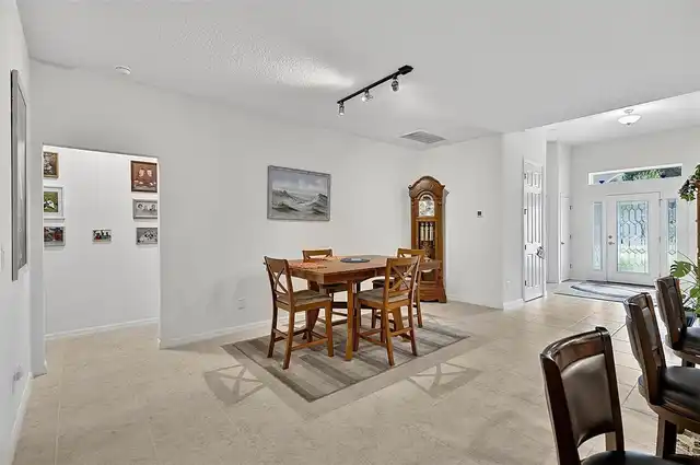 Listing Photo 20