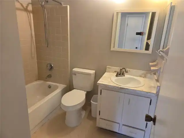 Listing Photo 16