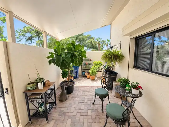 Listing Photo 7