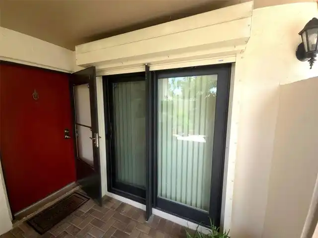 Listing Photo 8